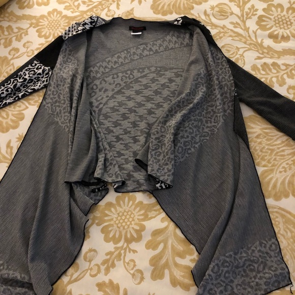 Simon Chang Draped Open Front Cardigan - Picture 4 of 8